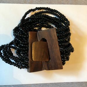 Wood accent beaded bracelet